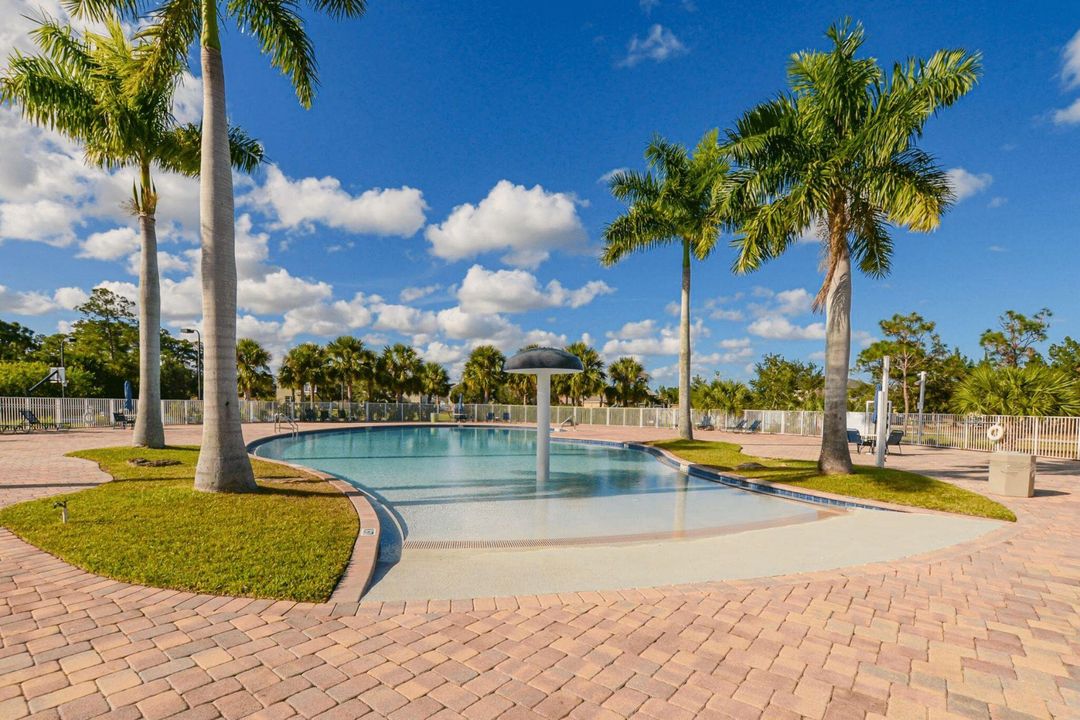 出租: $2,550 (4 贝兹, 2 浴室, 1774 平方英尺)