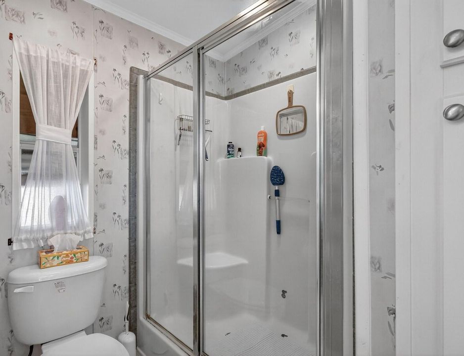 For Sale: $156,000 (2 beds, 2 baths, 1212 Square Feet)