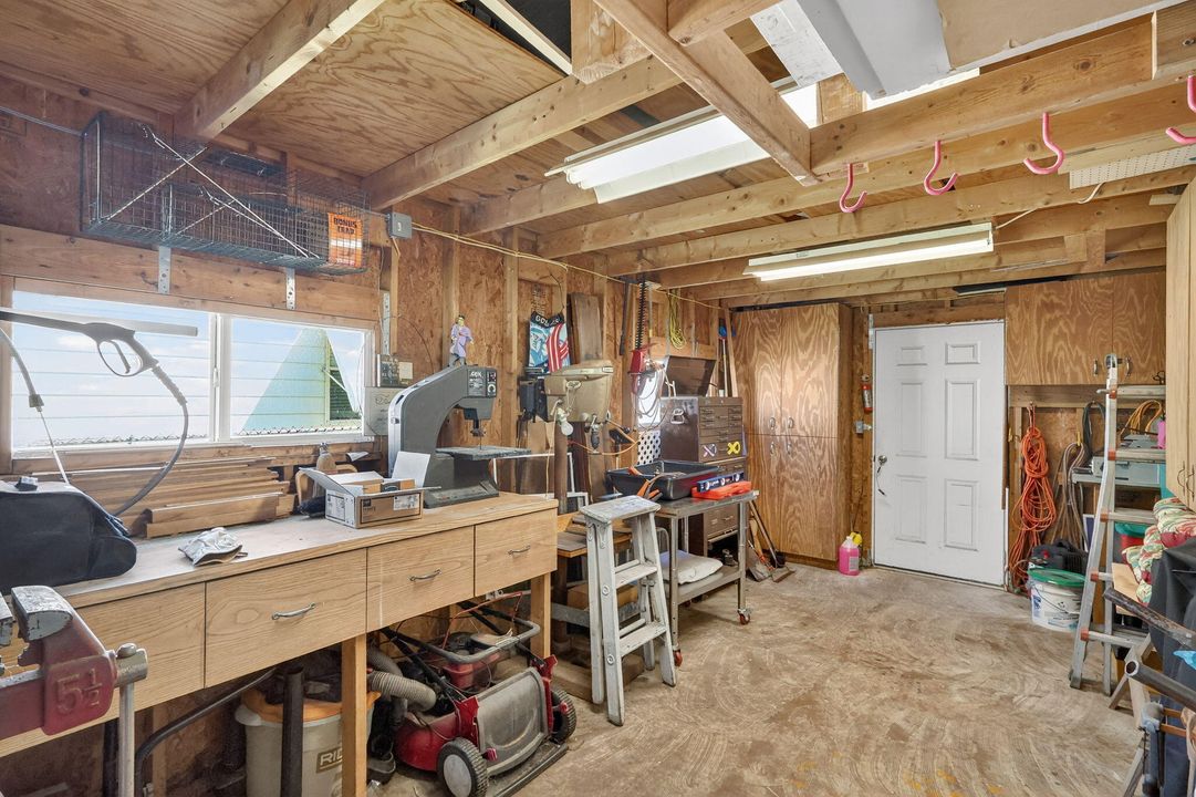 For Sale: $156,000 (2 beds, 2 baths, 1212 Square Feet)