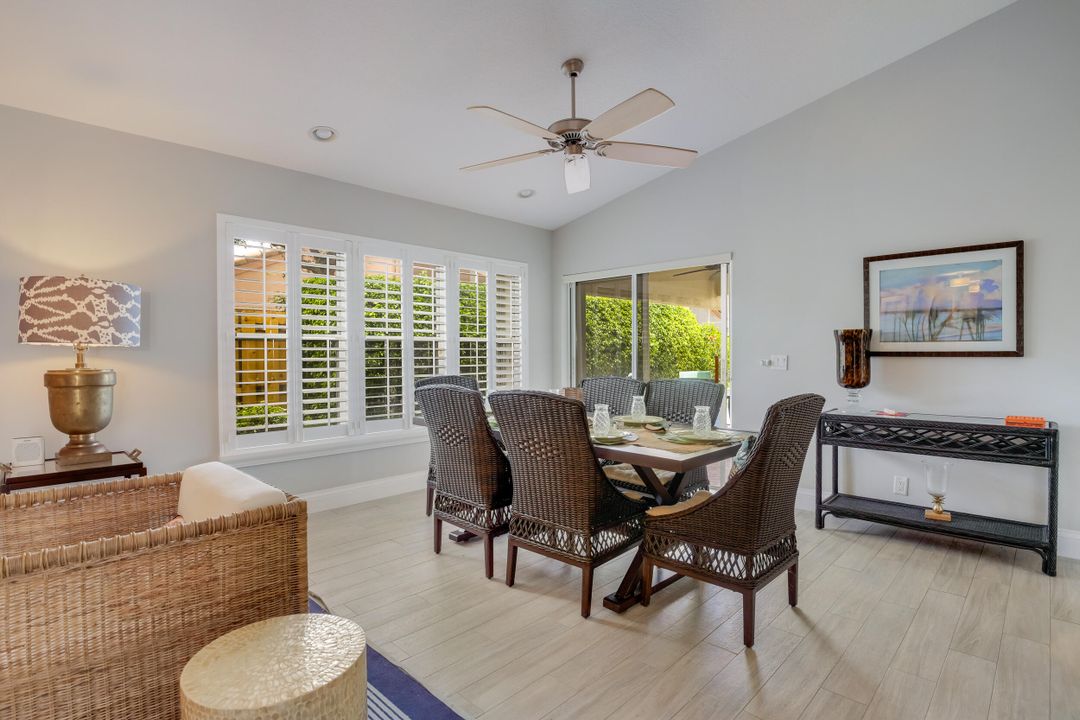 合同活跃: $4,500 (3 贝兹, 2 浴室, 1612 平方英尺)