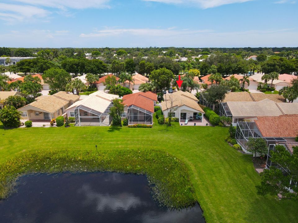 合同活跃: $4,500 (3 贝兹, 2 浴室, 1612 平方英尺)