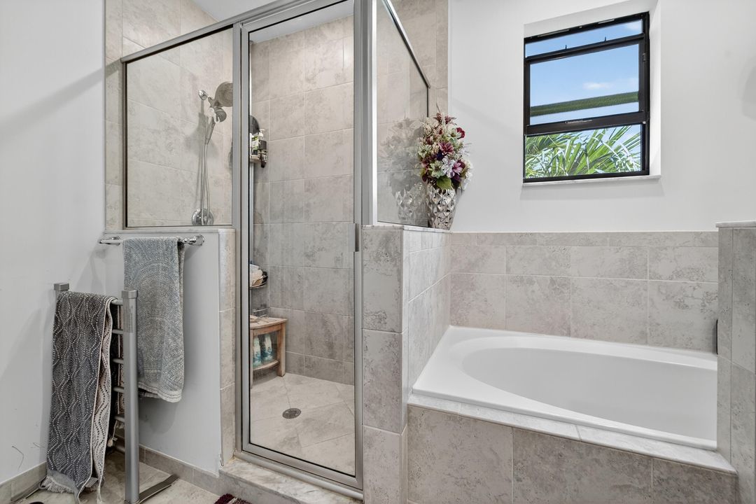 待售: $585,000 (4 贝兹, 3 浴室, 2008 平方英尺)