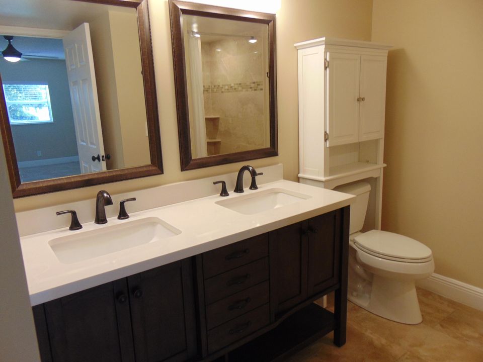 出租: $1,950 (2 贝兹, 2 浴室, 1222 平方英尺)