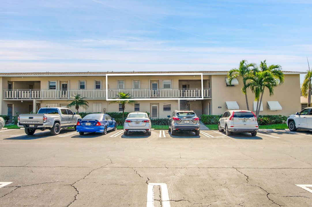 For Sale: $115,000 (1 beds, 1 baths, 1022 Square Feet)