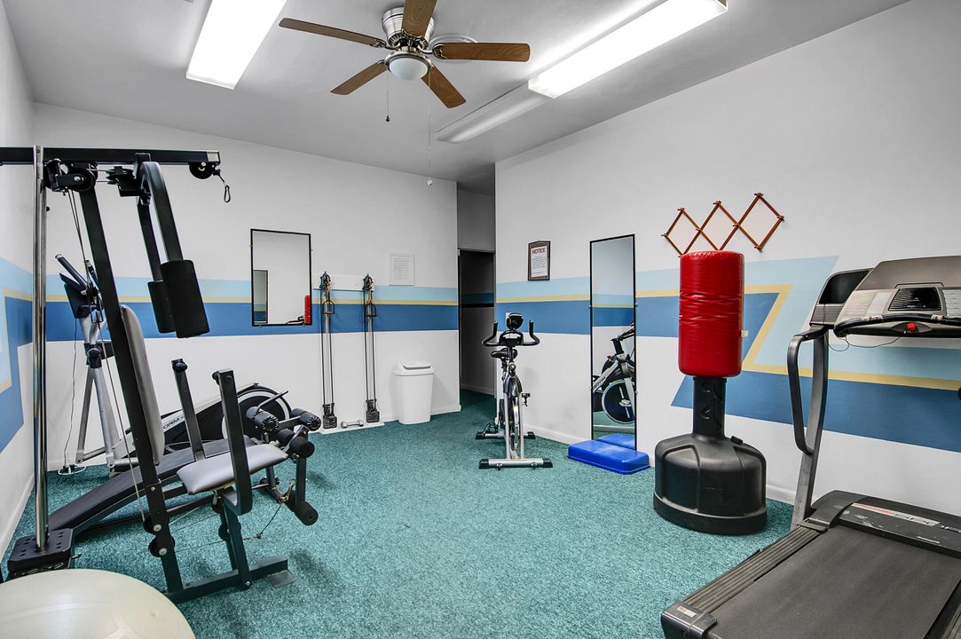 For Sale: $115,000 (1 beds, 1 baths, 1022 Square Feet)