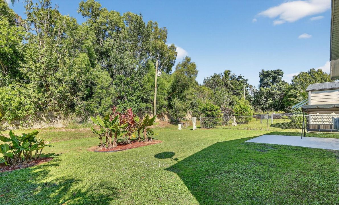 For Sale: $156,000 (2 beds, 2 baths, 1212 Square Feet)