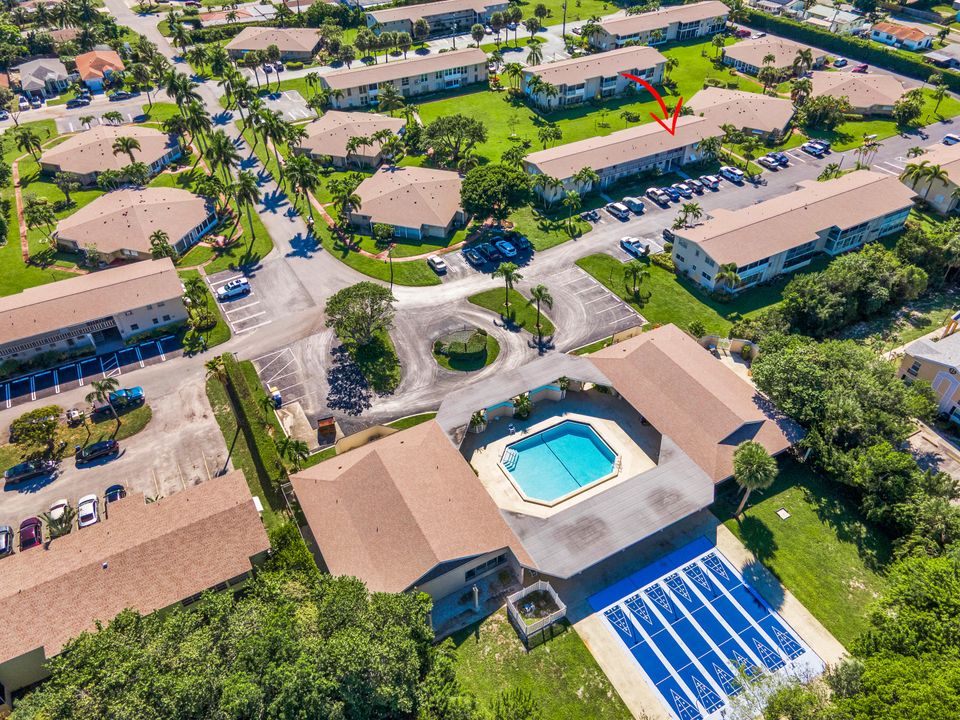 For Sale: $115,000 (1 beds, 1 baths, 1022 Square Feet)