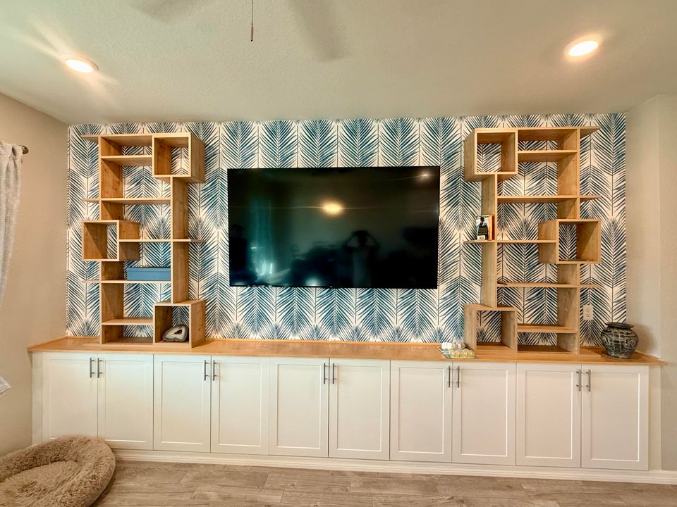 For Sale: $629,000 (4 beds, 2 baths, 2859 Square Feet)