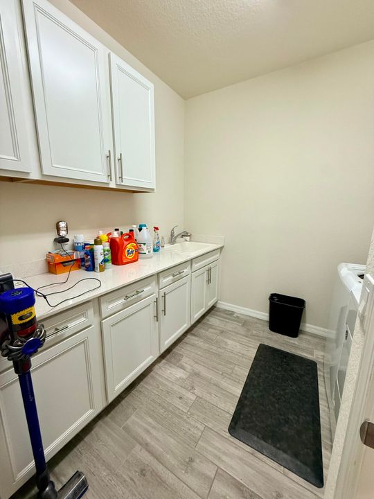 For Sale: $629,000 (4 beds, 2 baths, 2859 Square Feet)