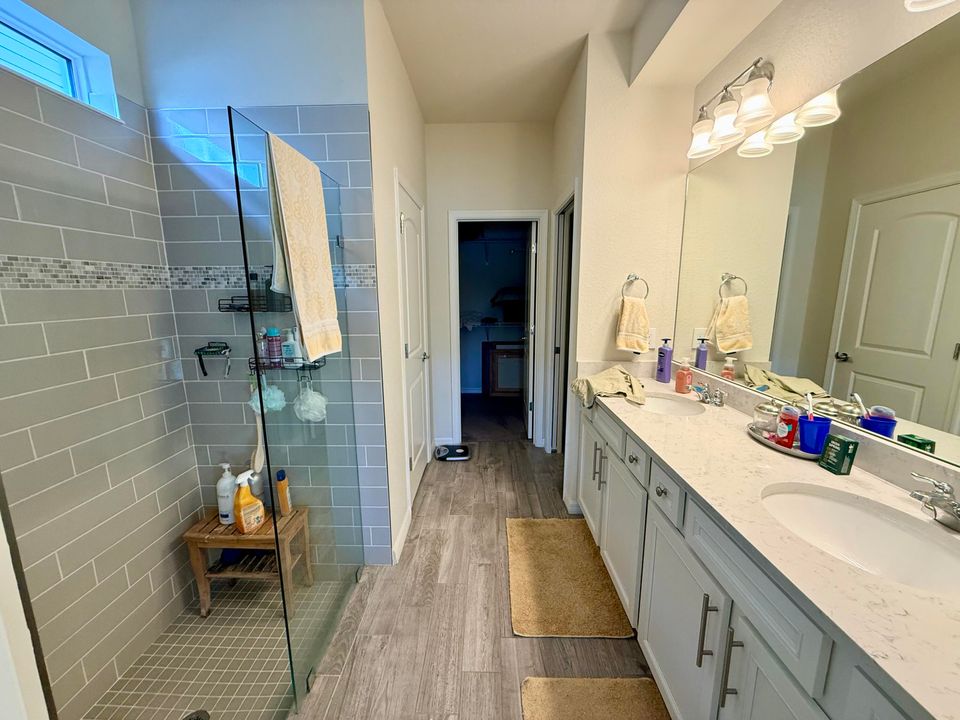 For Sale: $629,000 (4 beds, 2 baths, 2859 Square Feet)