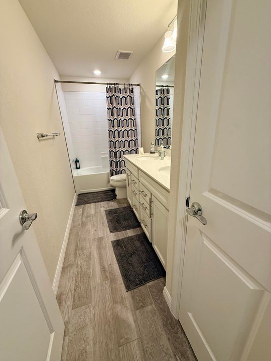 For Sale: $629,000 (4 beds, 2 baths, 2859 Square Feet)