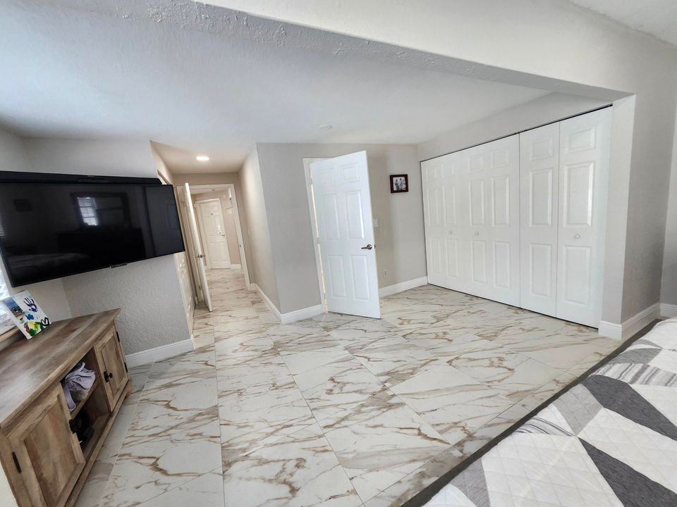 Active With Contract: $535,000 (3 beds, 2 baths, 1424 Square Feet)