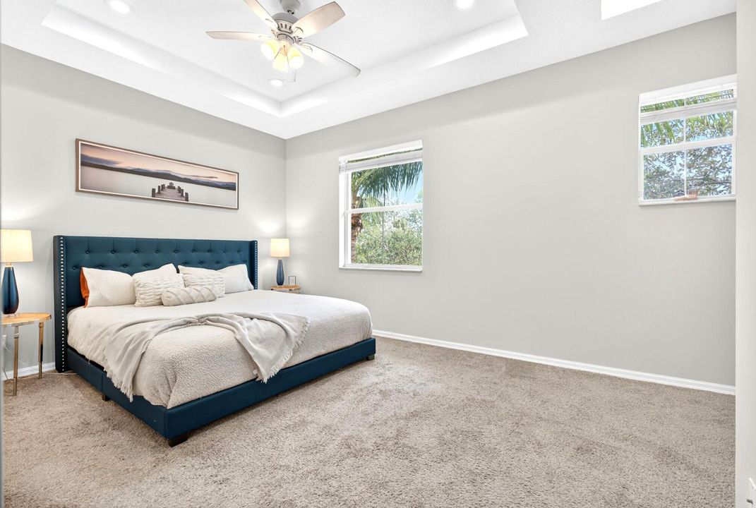 For Sale: $549,000 (4 beds, 2 baths, 1938 Square Feet)