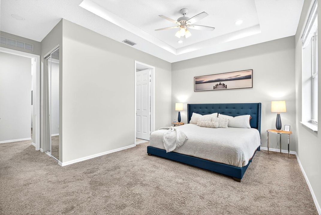 For Sale: $549,000 (4 beds, 2 baths, 1938 Square Feet)