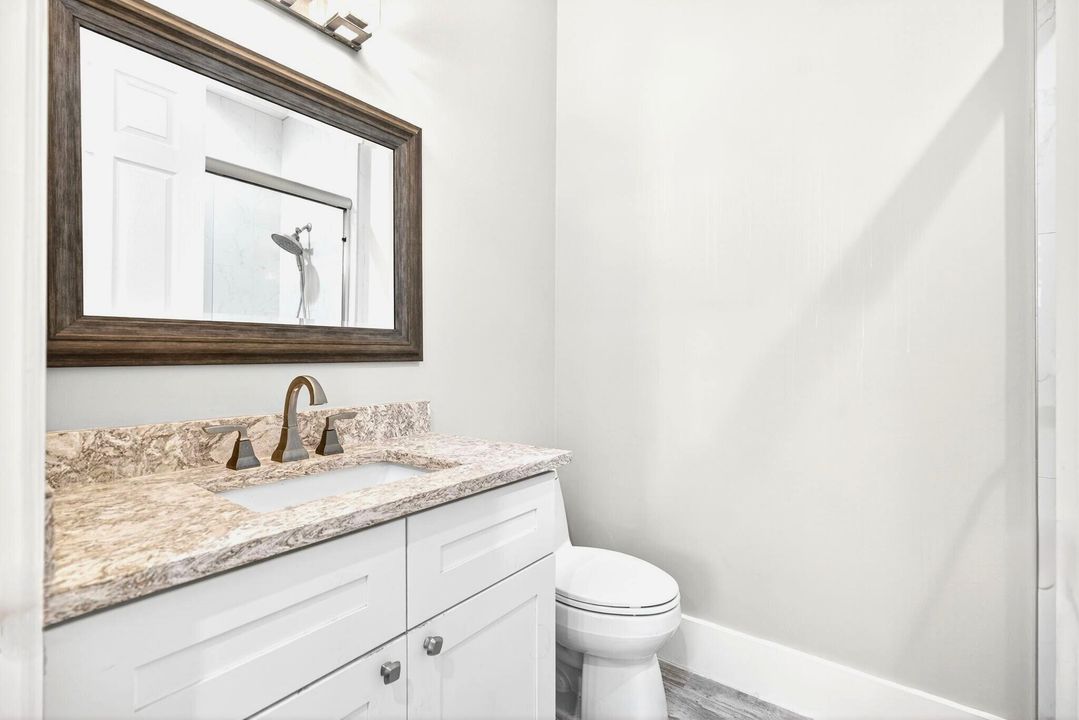 For Sale: $549,000 (4 beds, 2 baths, 1938 Square Feet)