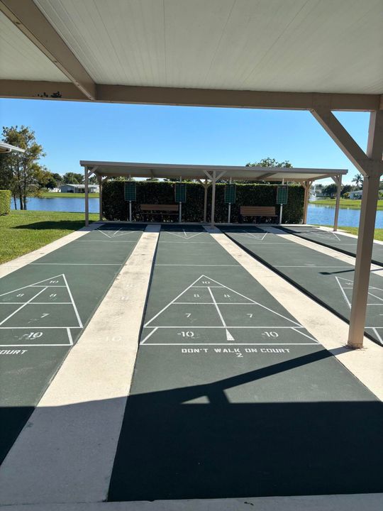 For Rent: $1,900 (3 beds, 2 baths, 1374 Square Feet)