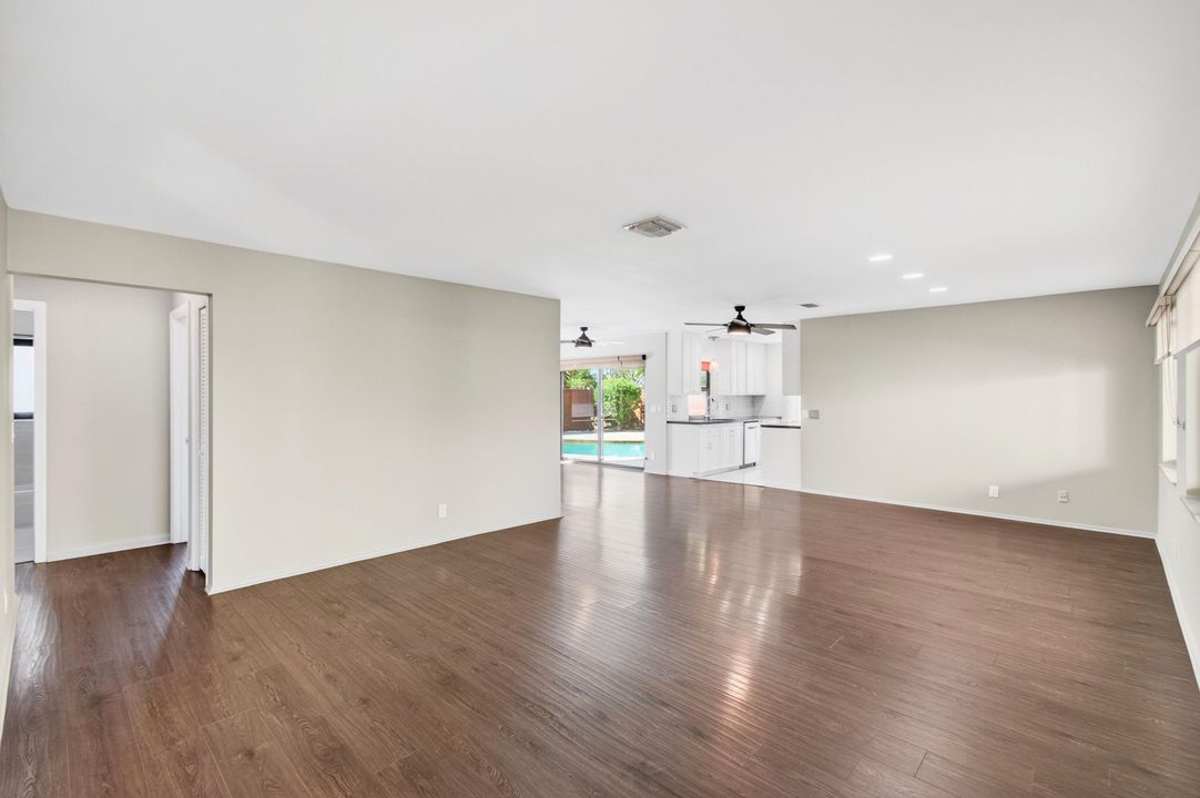 Active With Contract: $729,900 (3 beds, 2 baths, 1416 Square Feet)