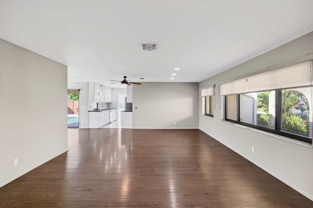 Active With Contract: $729,900 (3 beds, 2 baths, 1416 Square Feet)