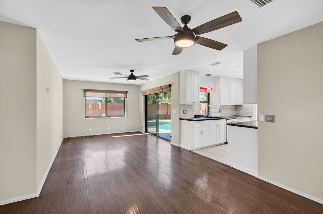 Active With Contract: $729,900 (3 beds, 2 baths, 1416 Square Feet)