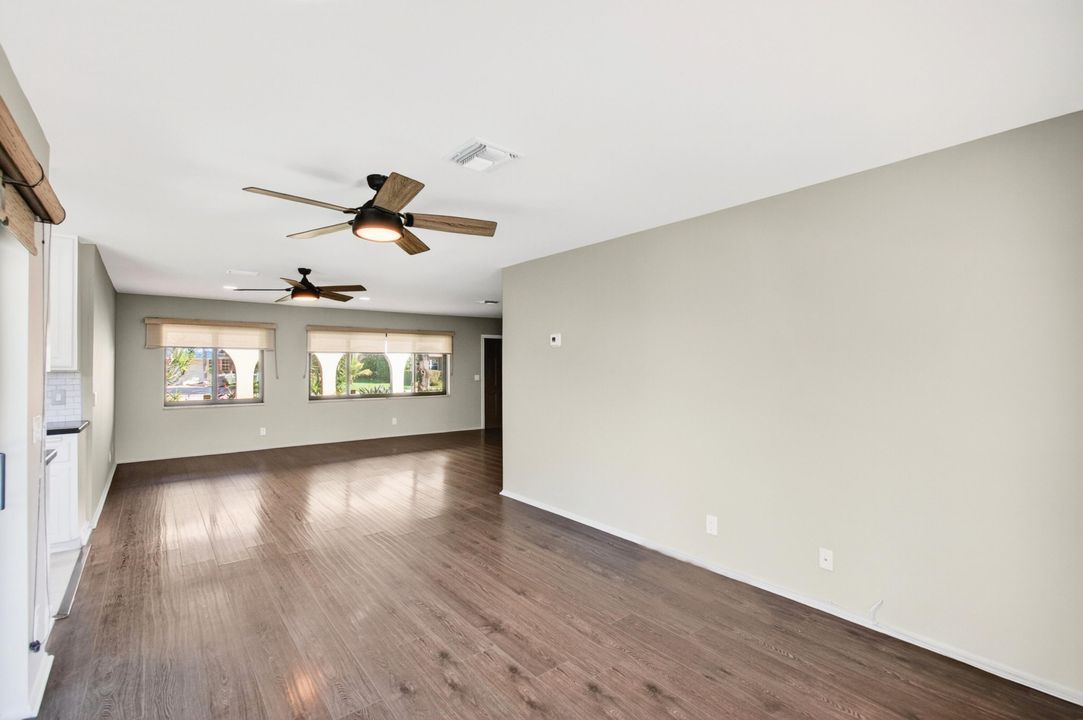 Active With Contract: $729,900 (3 beds, 2 baths, 1416 Square Feet)