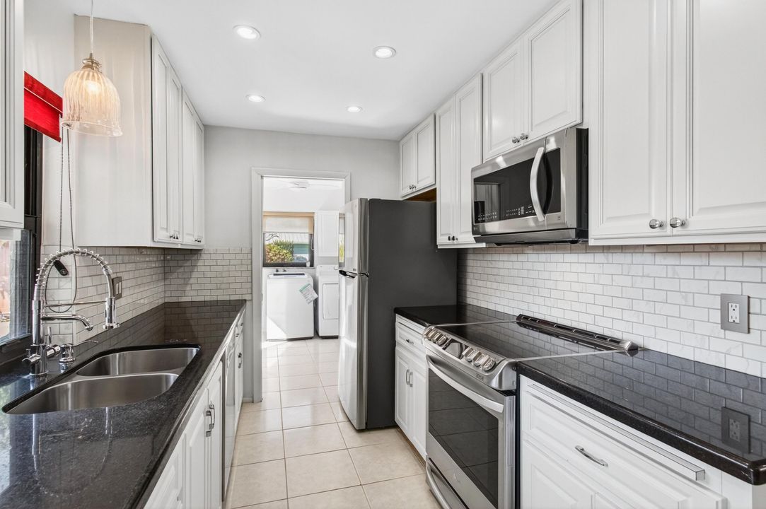 Active With Contract: $729,900 (3 beds, 2 baths, 1416 Square Feet)