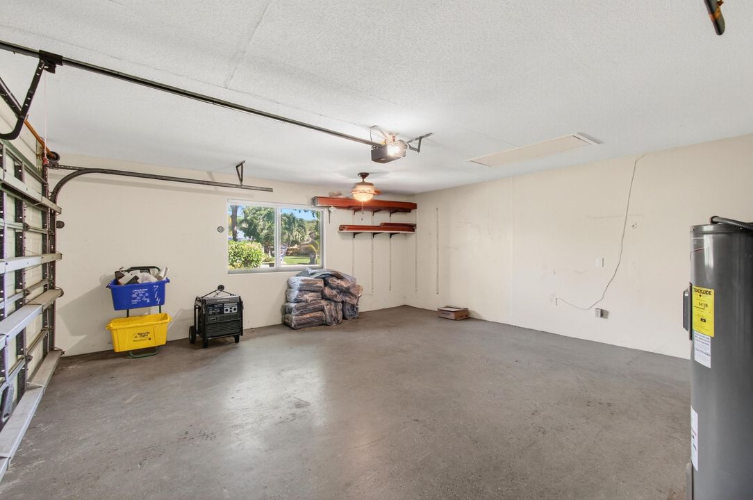 Active With Contract: $729,900 (3 beds, 2 baths, 1416 Square Feet)