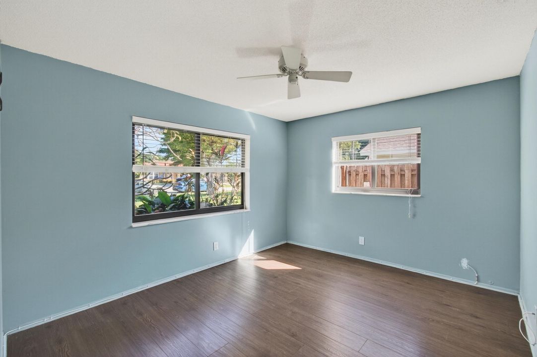 Active With Contract: $729,900 (3 beds, 2 baths, 1416 Square Feet)