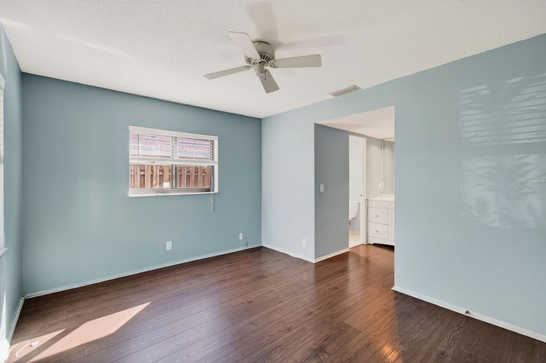 Active With Contract: $729,900 (3 beds, 2 baths, 1416 Square Feet)