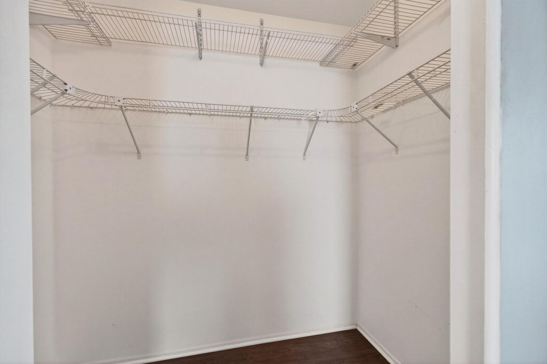 Active With Contract: $729,900 (3 beds, 2 baths, 1416 Square Feet)