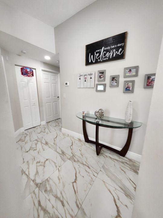 Active With Contract: $535,000 (3 beds, 2 baths, 1424 Square Feet)