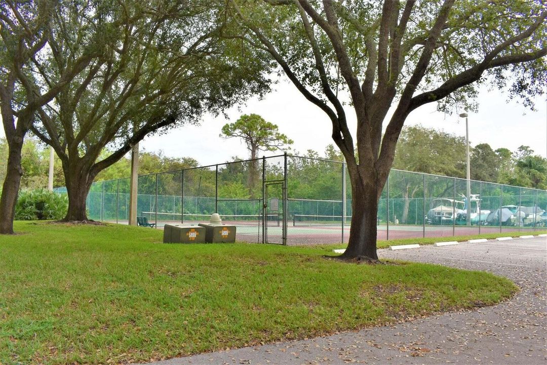 В аренду: $1,750 (2 спален, 2 ванн, 1018 Квадратных фут)