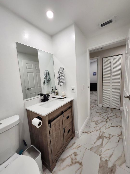 Active With Contract: $535,000 (3 beds, 2 baths, 1424 Square Feet)