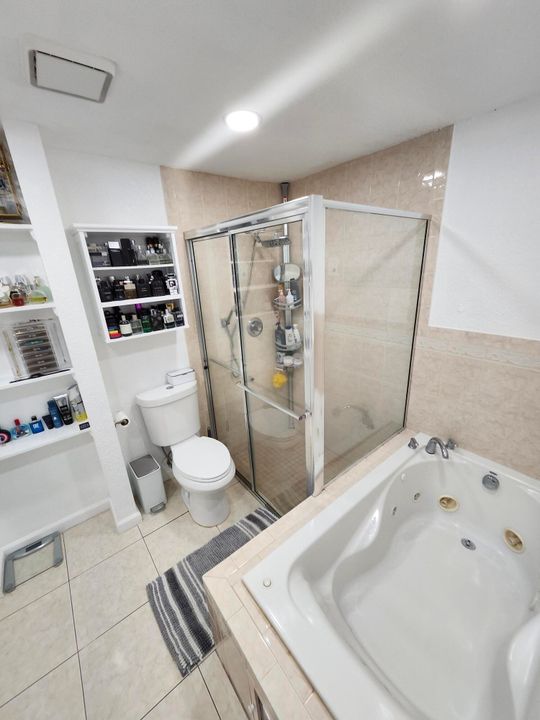 Active With Contract: $535,000 (3 beds, 2 baths, 1424 Square Feet)