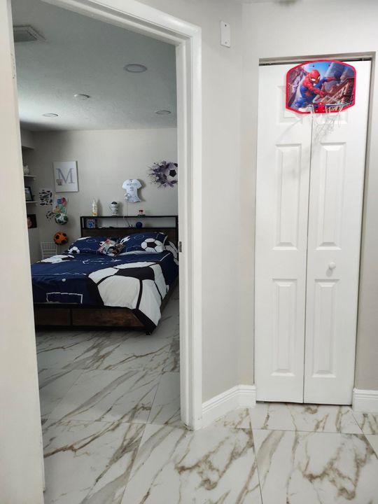 Active With Contract: $535,000 (3 beds, 2 baths, 1424 Square Feet)