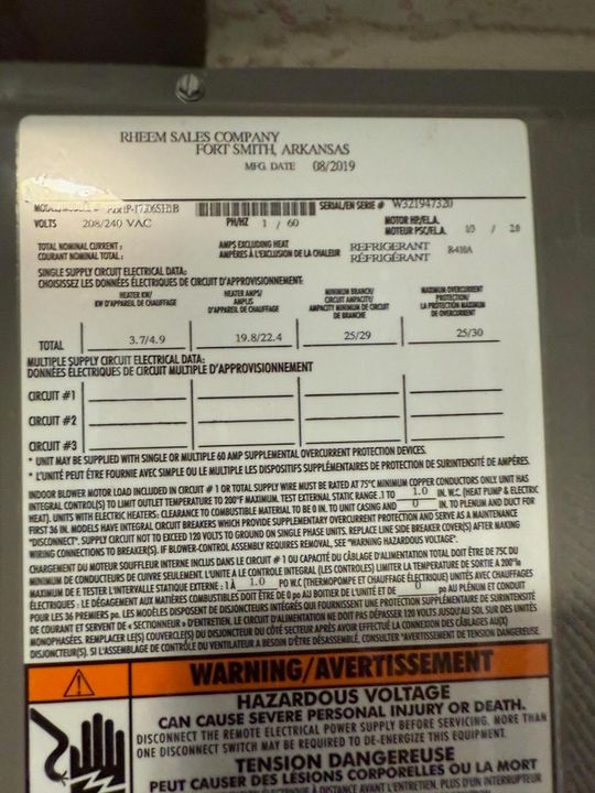 For Sale: $125,000 (2 beds, 2 baths, 907 Square Feet)