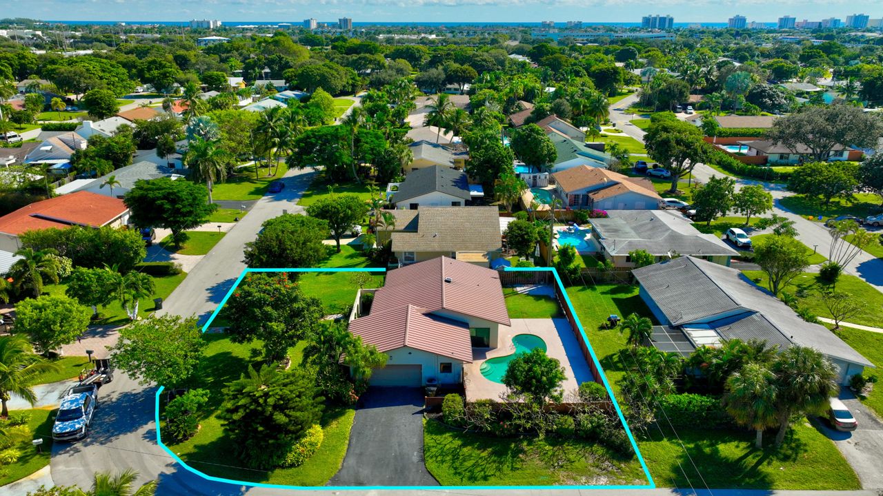 Active With Contract: $729,900 (3 beds, 2 baths, 1416 Square Feet)