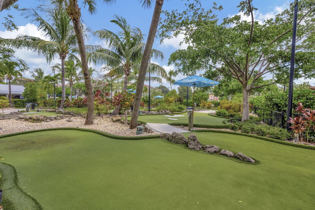 For Sale: $549,000 (4 beds, 2 baths, 1938 Square Feet)