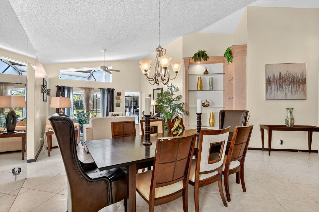 En Venta: $720,000 (4 camas, 2 baños, 2177 Pies cuadrados)