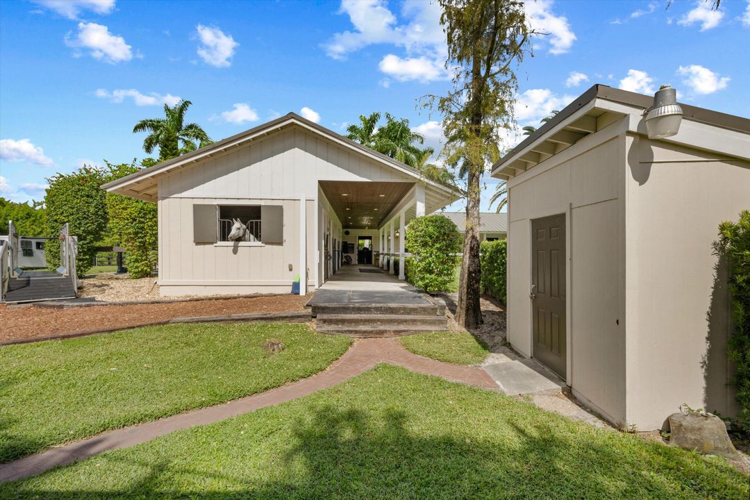 待售: $3,999,500 (6 贝兹, 3 浴室, 2702 平方英尺)