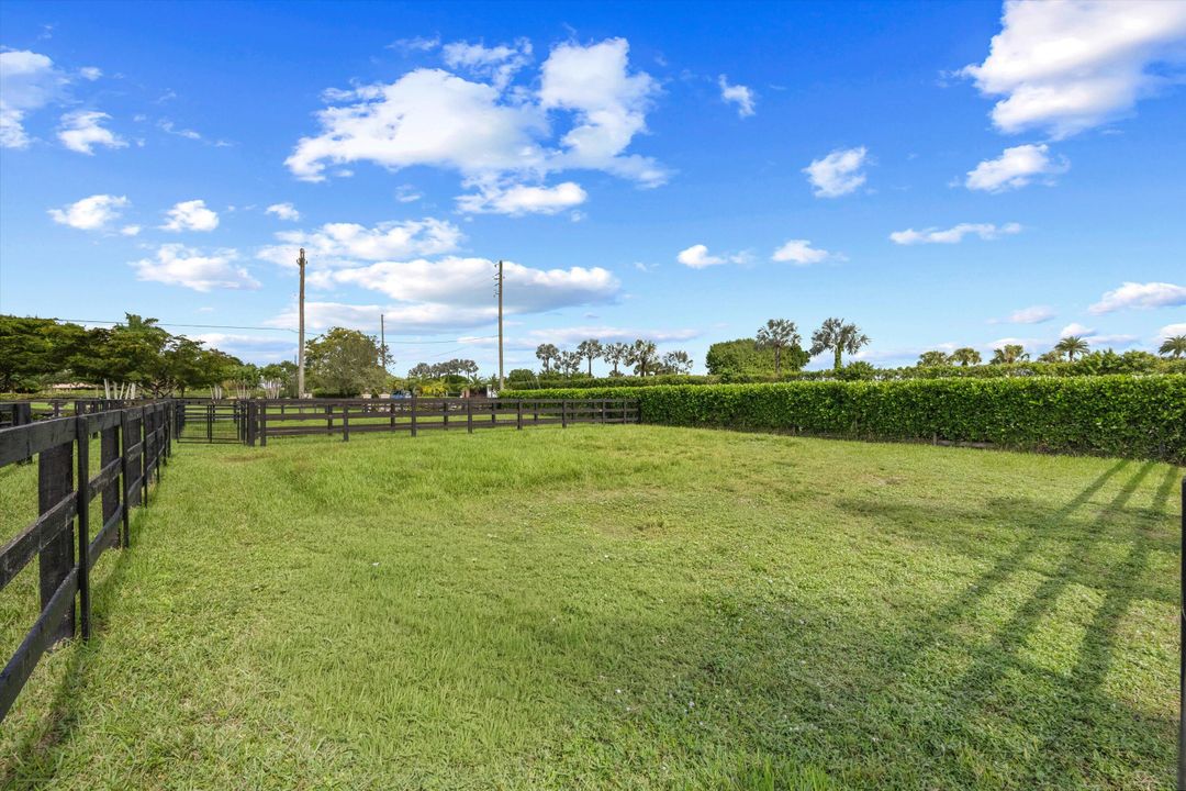 待售: $3,999,500 (6 贝兹, 3 浴室, 2702 平方英尺)