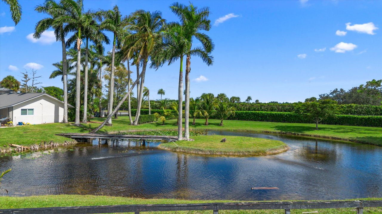 待售: $3,999,500 (6 贝兹, 3 浴室, 2702 平方英尺)