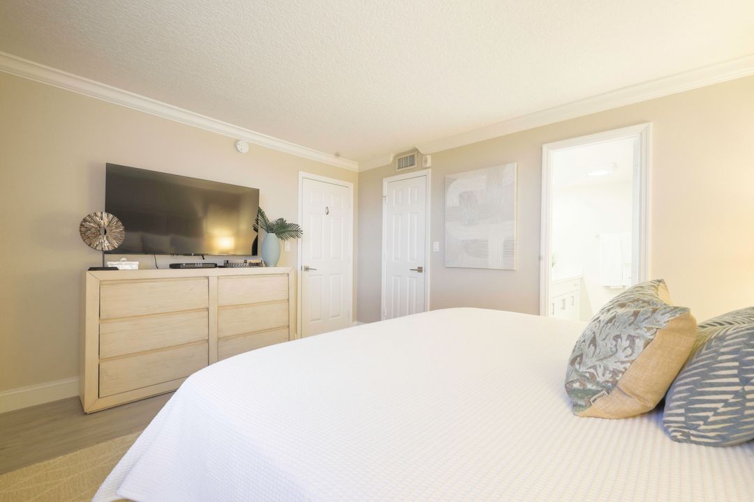 For Rent: $8,500 (2 beds, 2 baths, 1100 Square Feet)