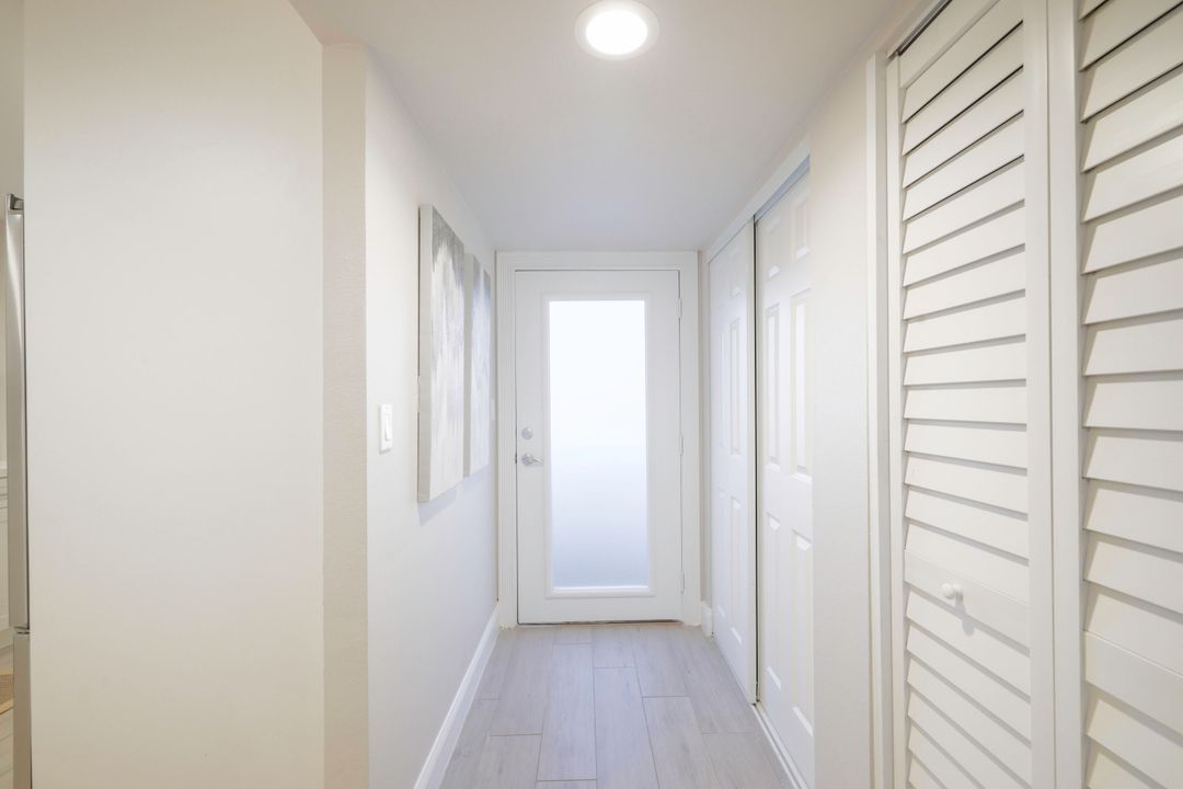 For Rent: $8,500 (2 beds, 2 baths, 1100 Square Feet)