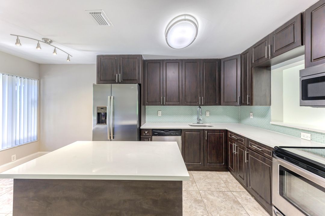 For Rent: $3,500 (3 beds, 2 baths, 1750 Square Feet)