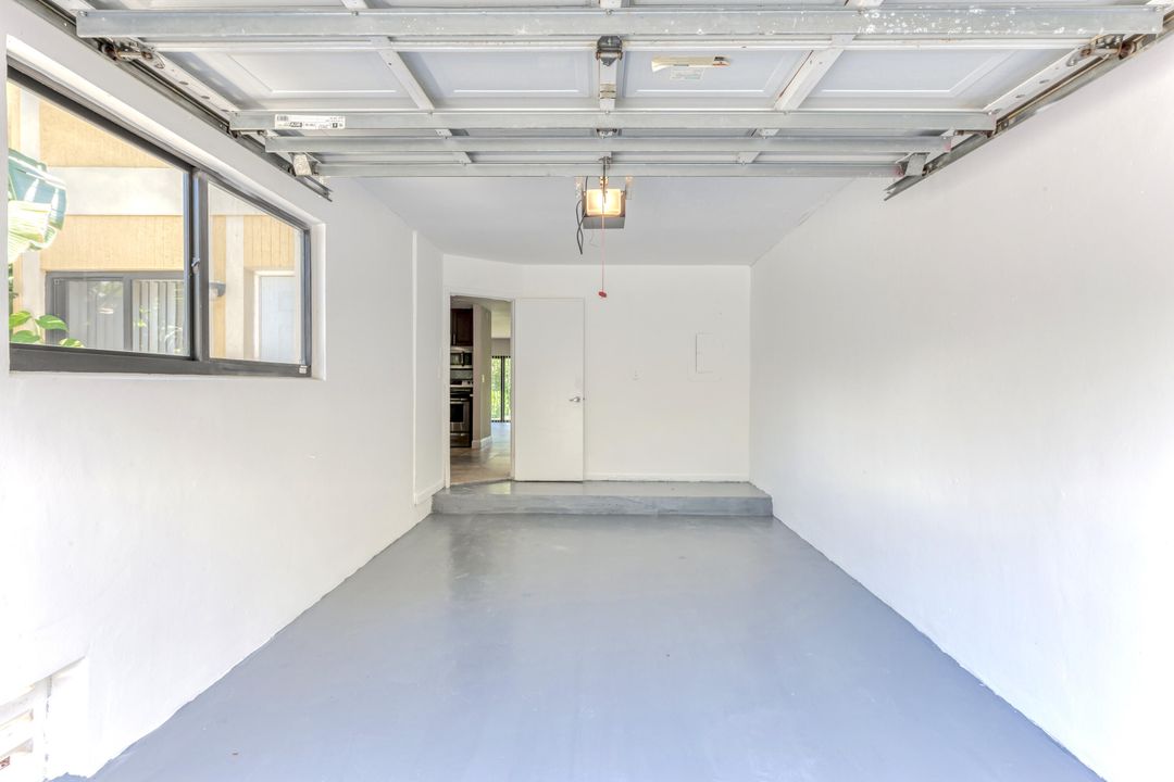 For Rent: $3,500 (3 beds, 2 baths, 1750 Square Feet)