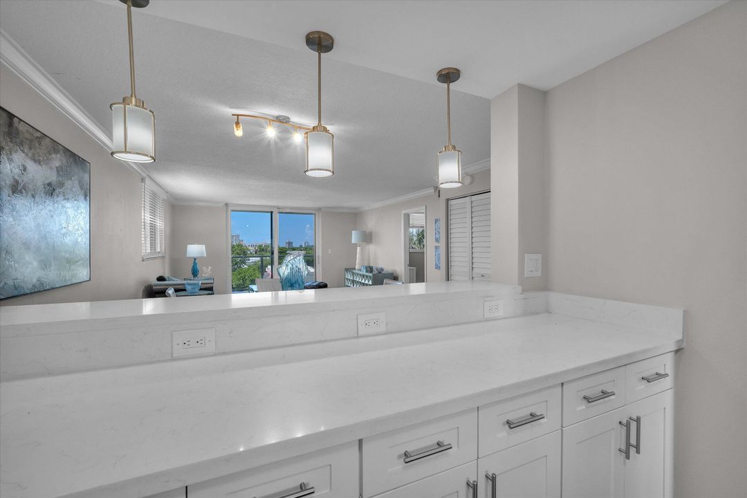 For Rent: $8,500 (2 beds, 2 baths, 1100 Square Feet)