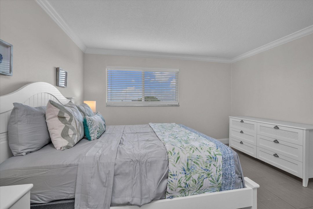 For Rent: $8,500 (2 beds, 2 baths, 1100 Square Feet)