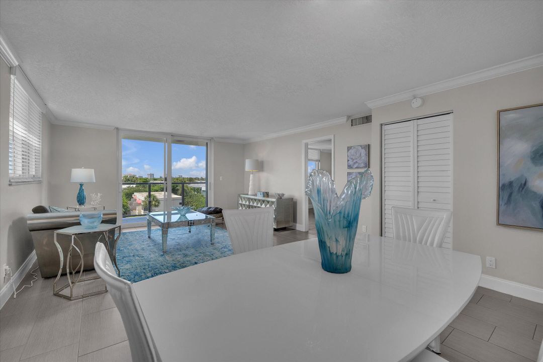 For Rent: $8,500 (2 beds, 2 baths, 1100 Square Feet)