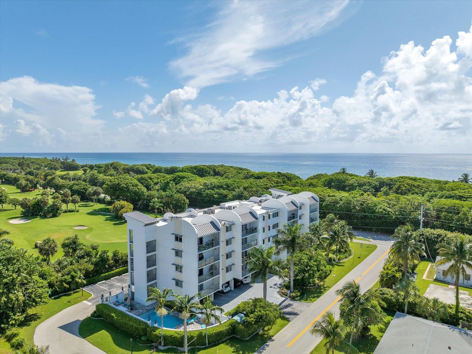 For Rent: $8,500 (2 beds, 2 baths, 1100 Square Feet)