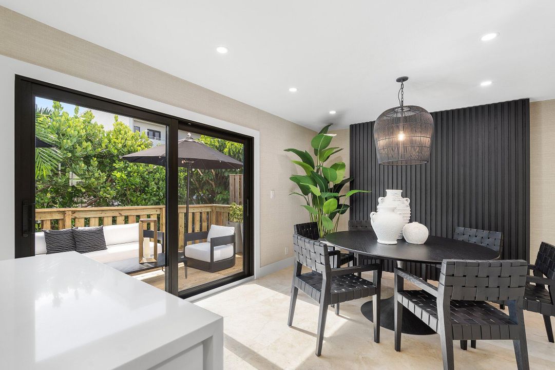 待售: $1,370,000 (2 贝兹, 2 浴室, 1292 平方英尺)